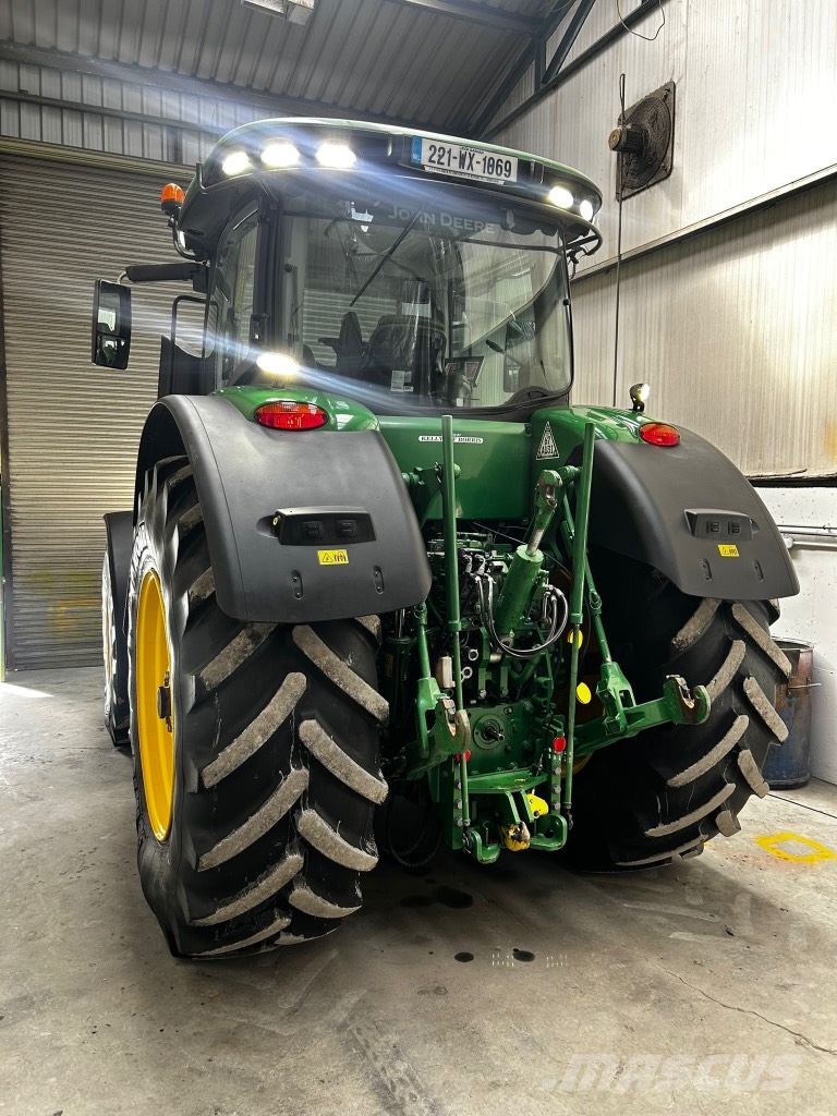 John Deere 7310R Traktorok