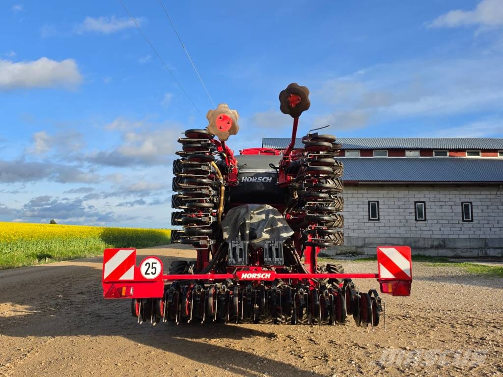 Horsch Focus 6 TD Mechanické sejačky