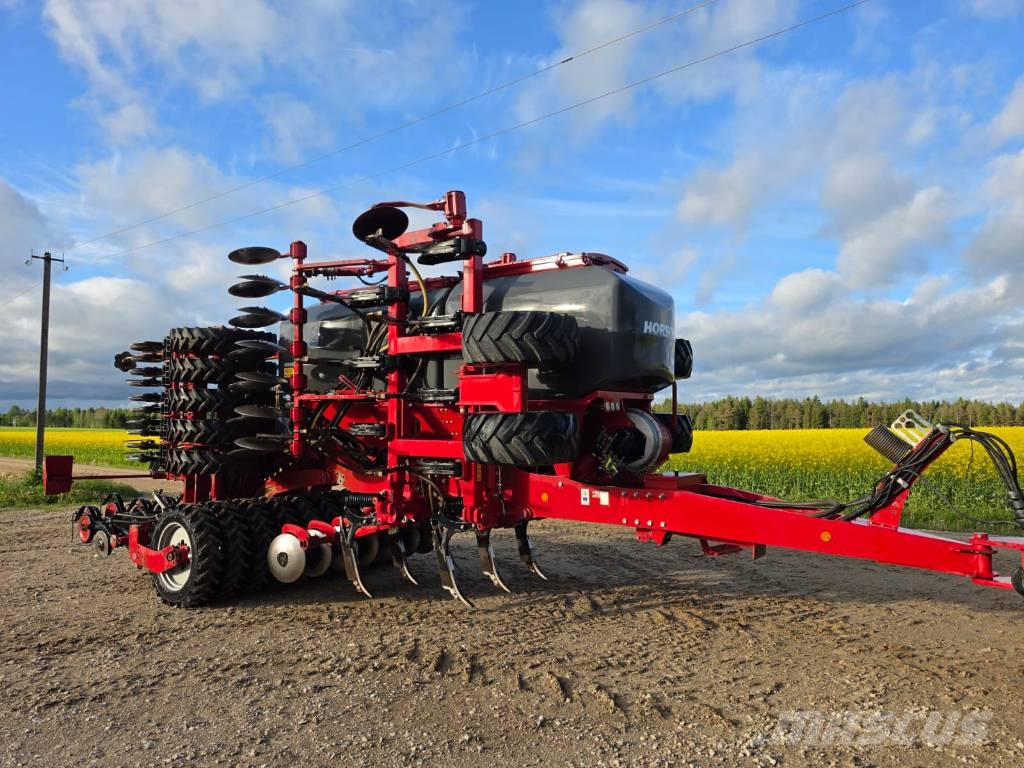 Horsch Focus 6 TD Mechanické sejačky