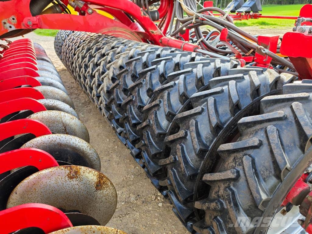 Horsch Focus 6 TD Mechanické sejačky