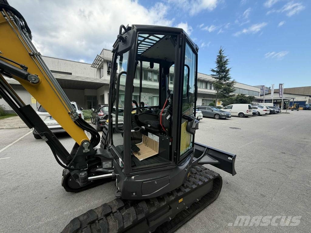 New Holland E55D حفارات صغيرة أقل من 7 طن (حفارات صغيرة)