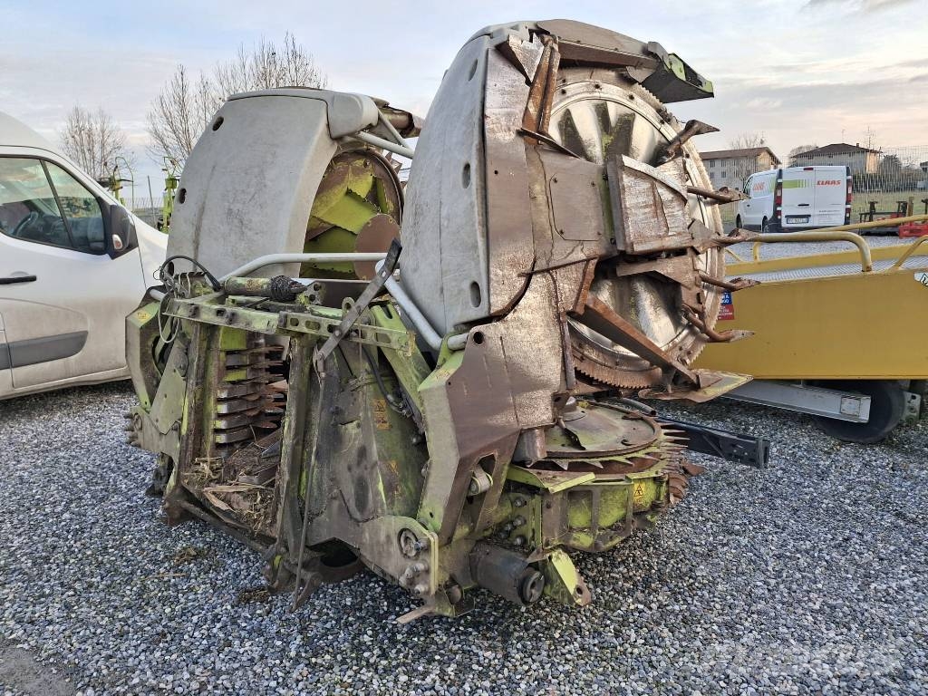 CLAAS Orbis 600 Príslušenstvo strojov na seno a krmivo
