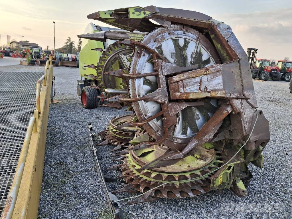 CLAAS Orbis 600 Príslušenstvo strojov na seno a krmivo