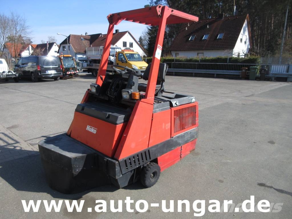 Hako Jonas 1100 Ersatzteilträger Kubota Diesel Motor sp Tänavapuhastusmasinad