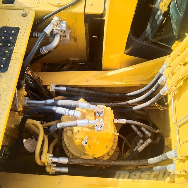 Komatsu PC 450 Vikšriniai ekskavatoriai
