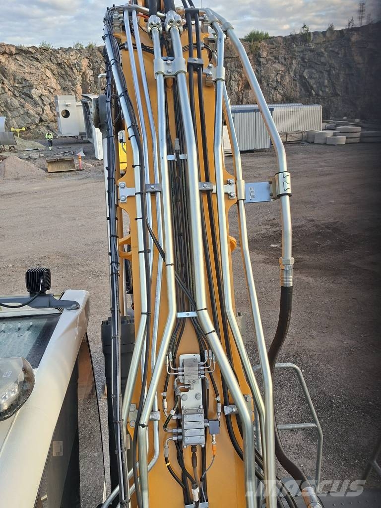 Liebherr R 922 LC Εκσκαφείς με ερπύστριες
