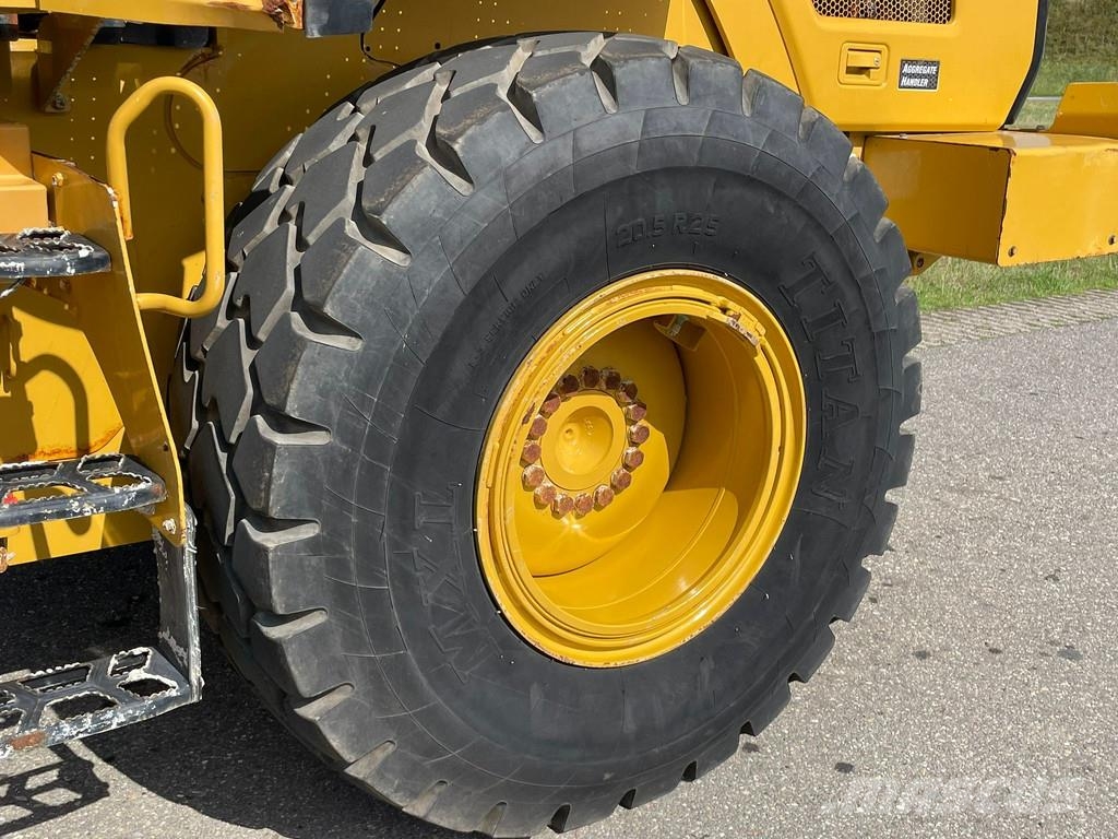 CAT 926M Tekerlekli yükleyiciler