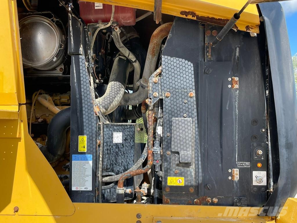 CAT 926M Tekerlekli yükleyiciler