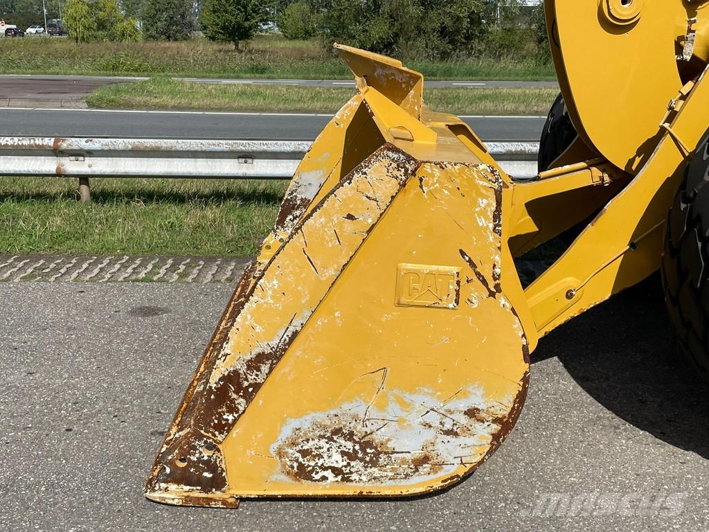 CAT 926M Tekerlekli yükleyiciler
