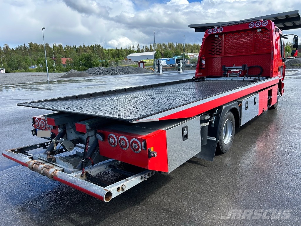 DAF XB 210 FA Biltransportbilar