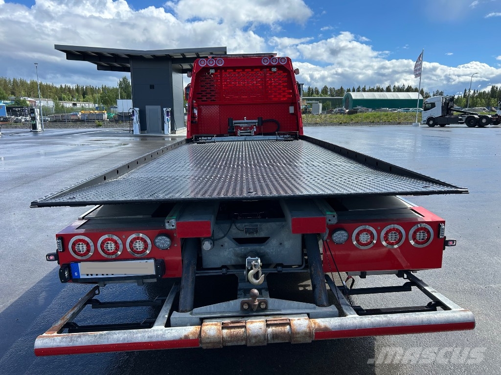 DAF XB 210 FA Biltransportbilar
