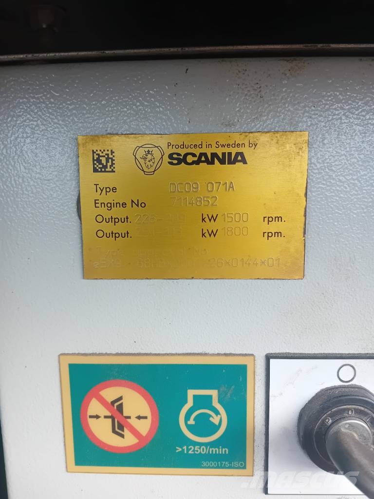 PowerScreen Maxtrak 1000 Mobile knusere