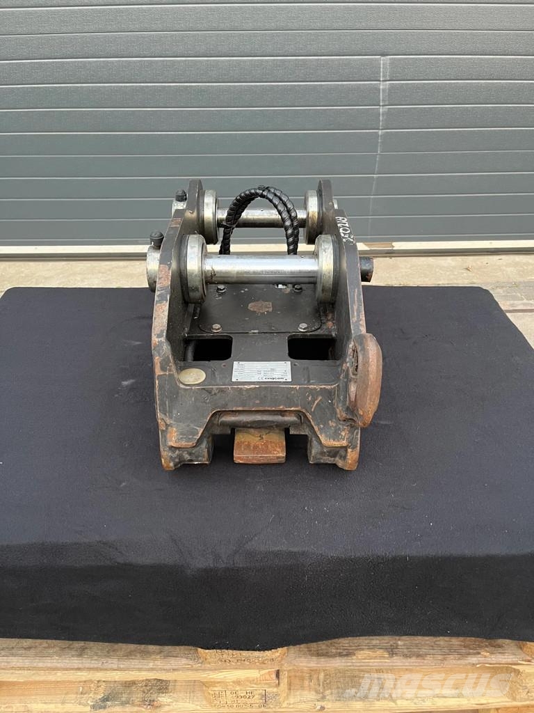 Engcon Mecalac Engcon SQ45 /S45 snelwissel 8mcr Utilaje construcții - Altele