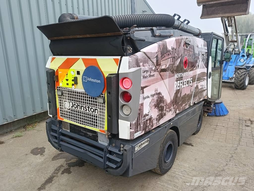 Bucher C202 sweeper veegmachine bezemwagen vacuum Zametací stroje