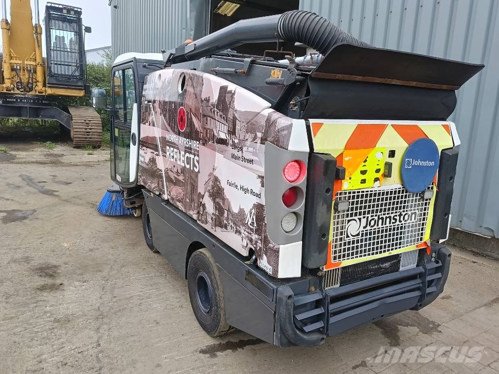 Bucher C202 sweeper veegmachine bezemwagen vacuum Zametací stroje