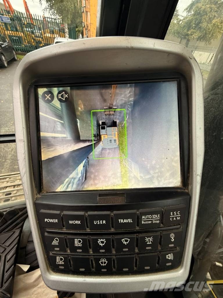 Hyndai HX140L Long reach excavators