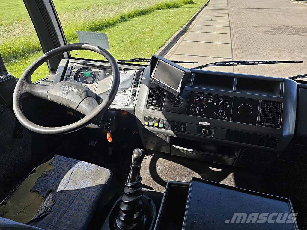 MAN 8.160 L2000 NL TRUCK Camiones caja cerrada