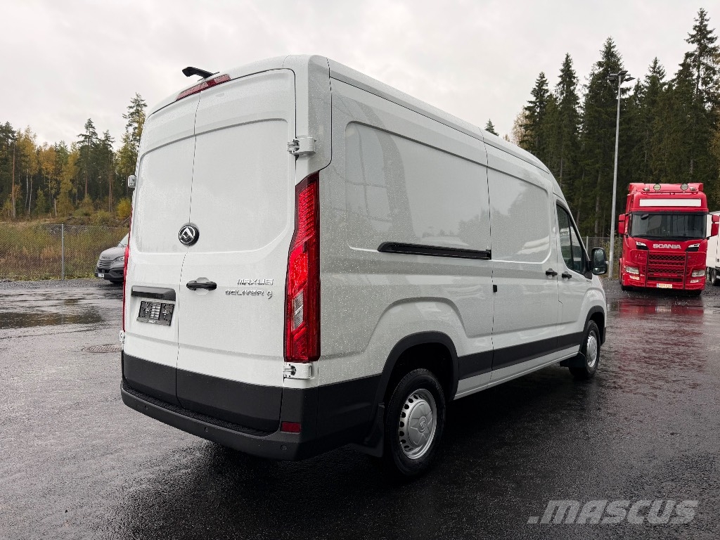 MAXUS Deliver 9 Panel vans