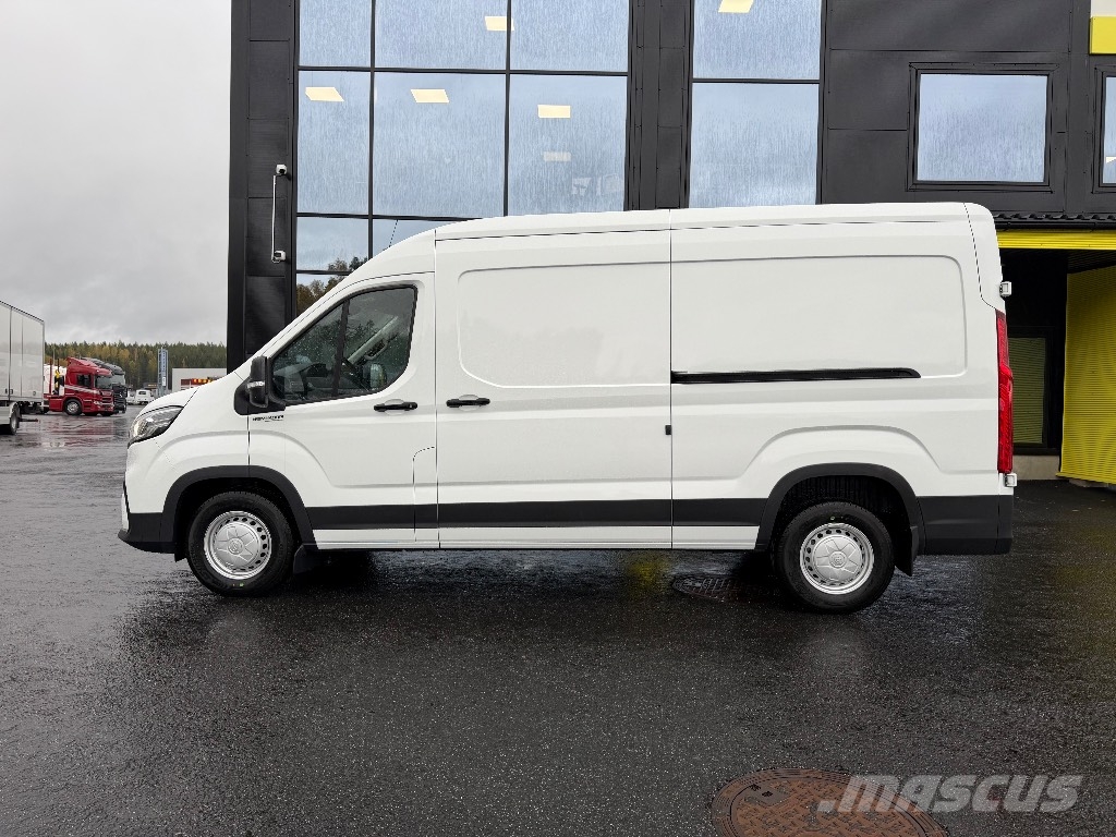 MAXUS Deliver 9 Panel vans