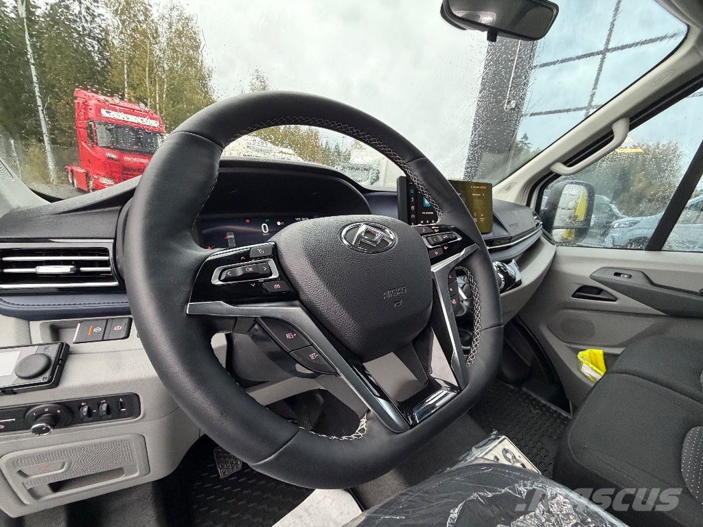 MAXUS Deliver 9 Panel vans