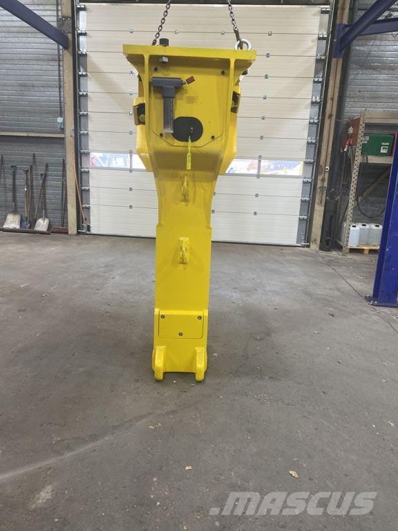 Epiroc HB3100 مطارق / كسارات