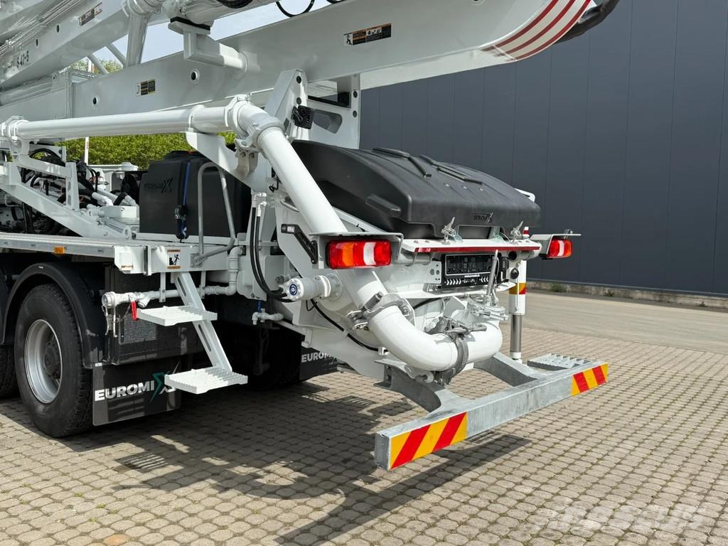 Mercedes-Benz Arocs 4142 Mercedes-Benz Arocs 5 4542 8x4 SWAN TSP Camiones hormigonera
