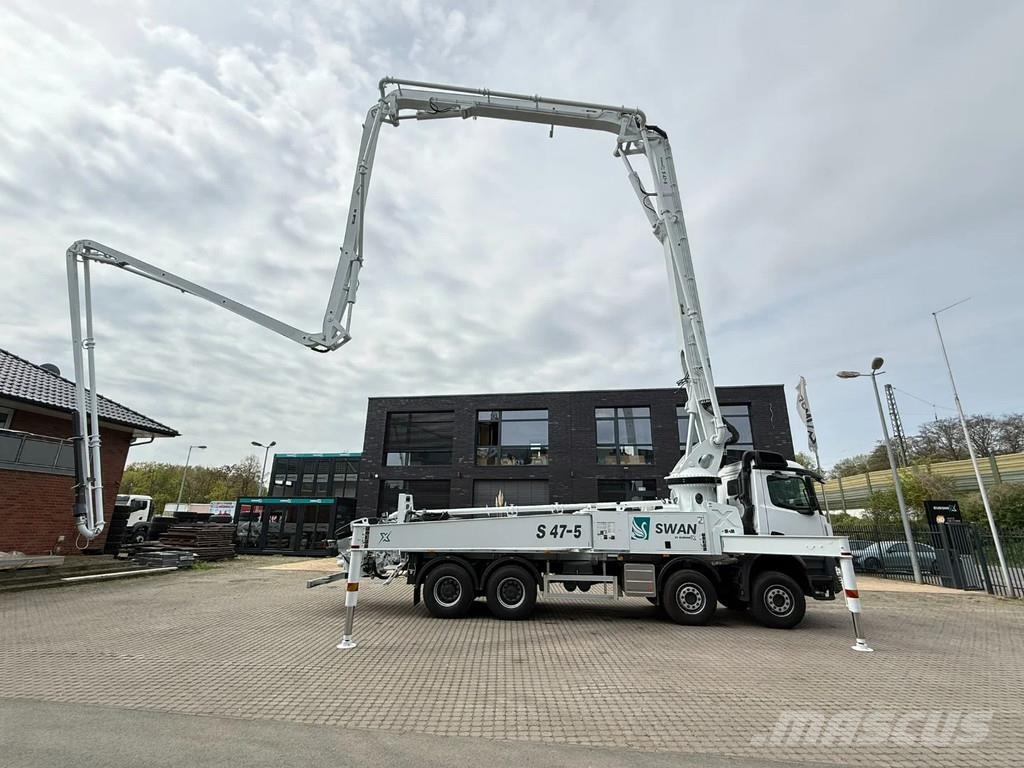 Mercedes-Benz Arocs 4142 Mercedes-Benz Arocs 5 4542 8x4 SWAN TSP Camiones hormigonera