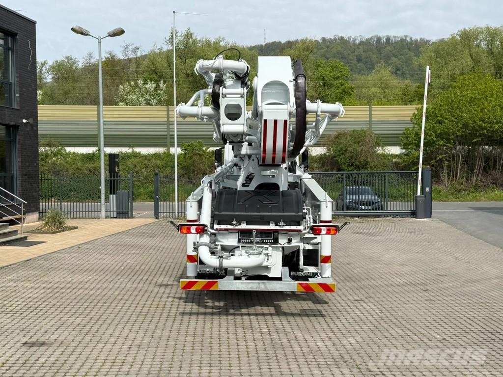 Mercedes-Benz Arocs 4142 Mercedes-Benz Arocs 5 4542 8x4 SWAN TSP Camiones hormigonera