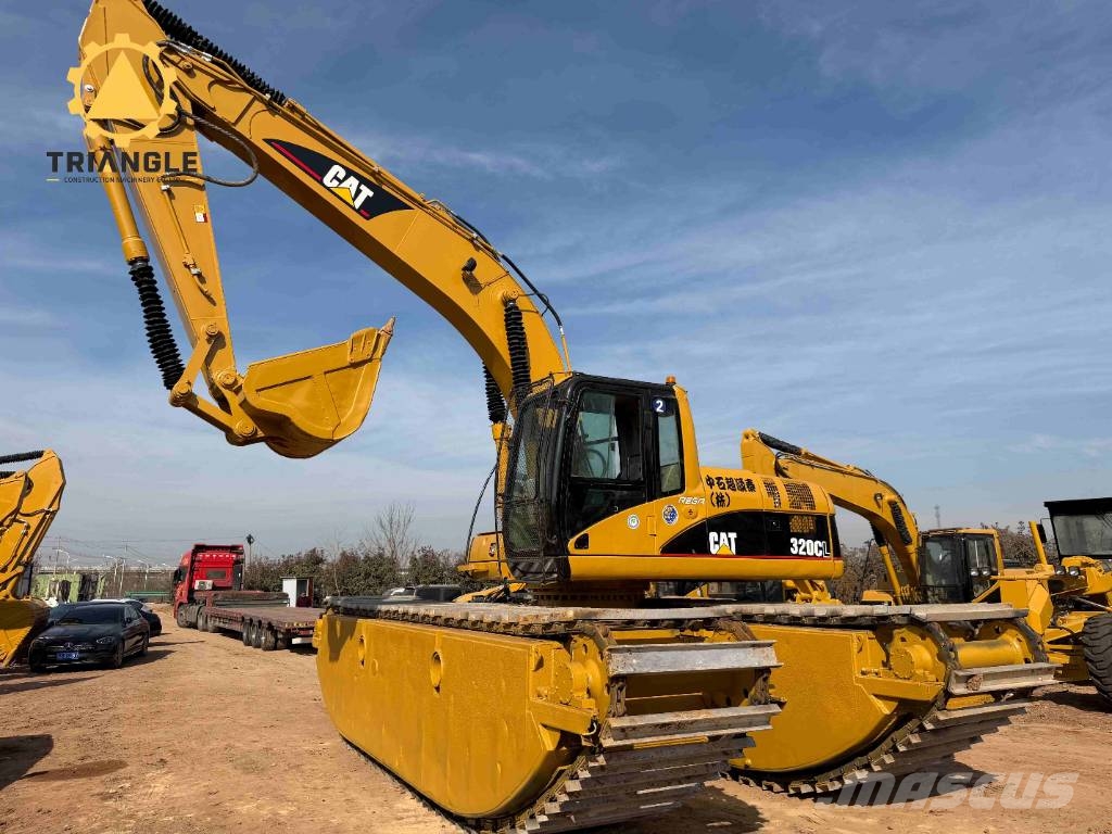 CAT 320 C L Amphibienbagger