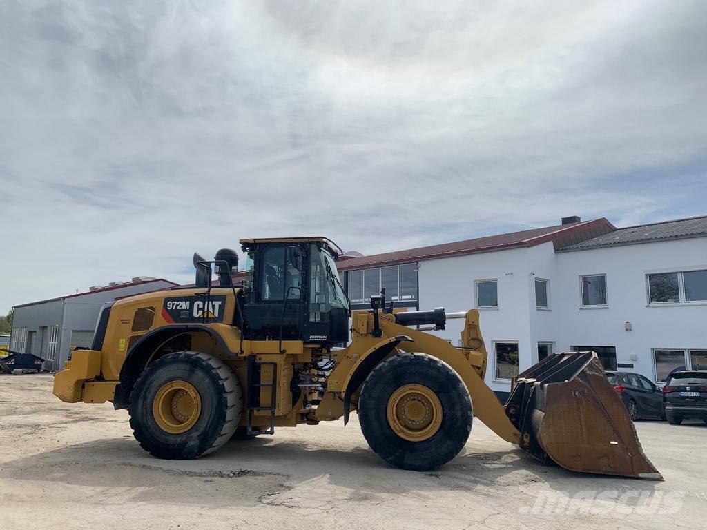 CAT 972M XE Фронтальні навантажувачі