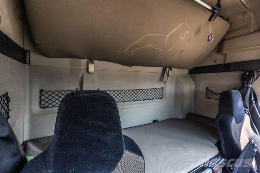 MAN TGX 18.470 BLS - INTARDER Vetopöytäautot