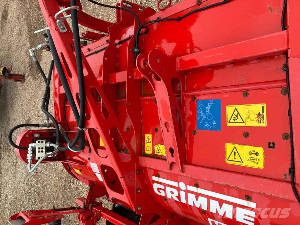 Grimme HT 210 Front Mounted Self-Propelled Topper Aardappelrooiers