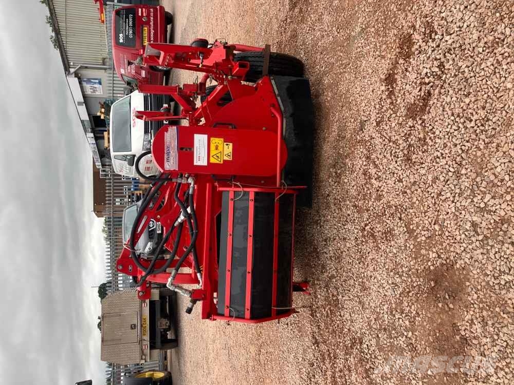Grimme HT 210 Front Mounted Self-Propelled Topper Aardappelrooiers