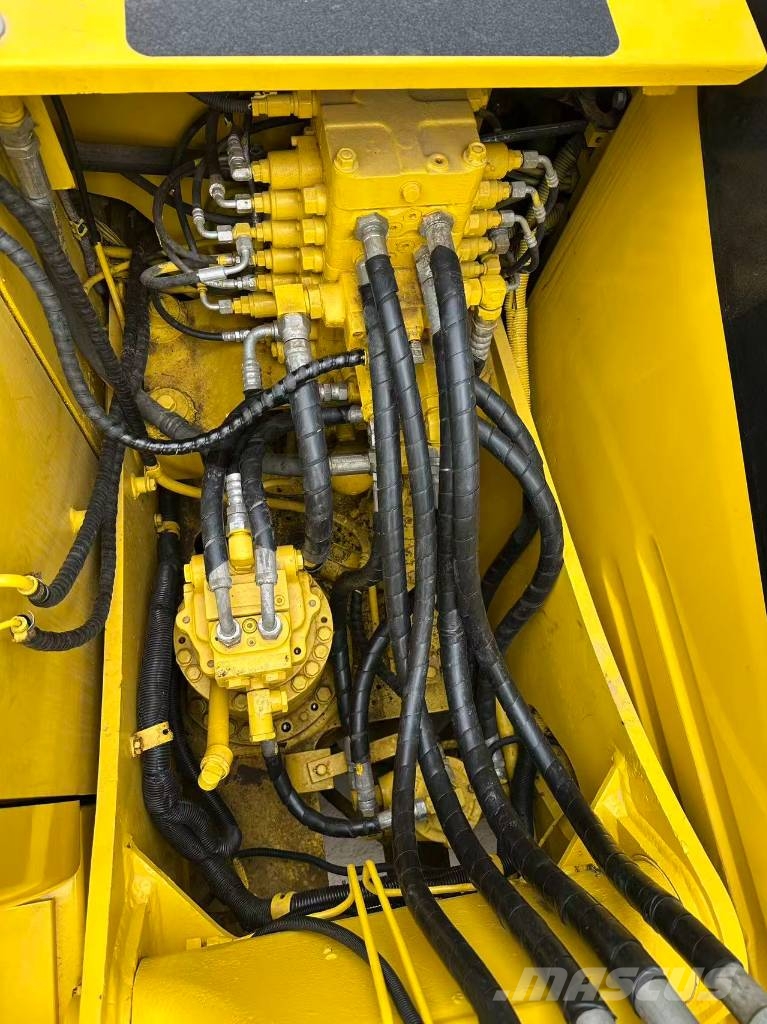 Komatsu PC 130-7 Midi bagri 7t – 12t