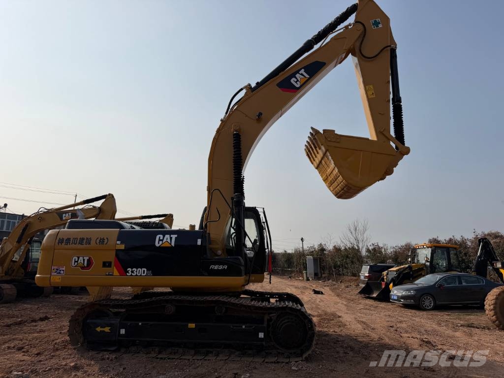 CAT 330DL Lánctalpas kotrók
