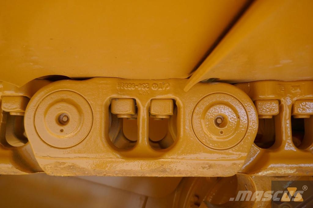 CAT D6T LGP Pásové dozéry
