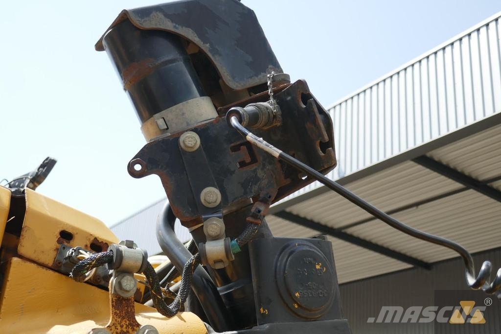 CAT D6T LGP Pásové dozéry