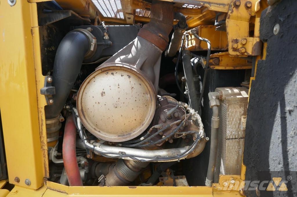 CAT D6T LGP Pásové dozéry