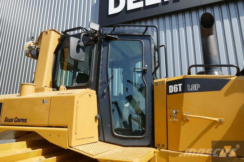 CAT D6T LGP Buldožerji goseničarji
