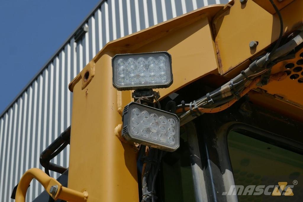 CAT D6T LGP Pásové dozéry