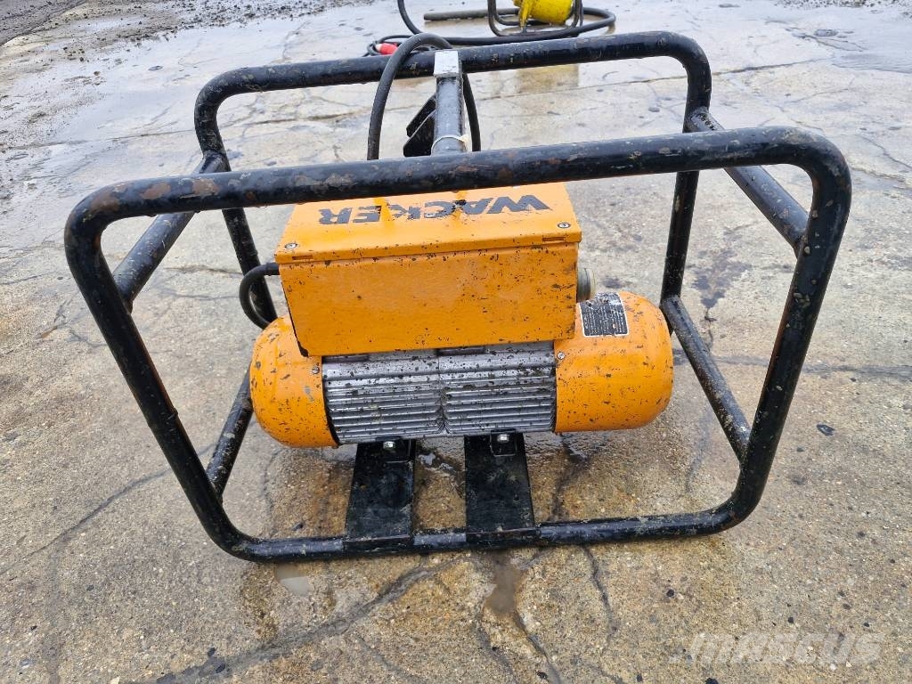 Wacker - ponorný vibrátor FU 1.6/200 SW Запчастини для бетонної техніки