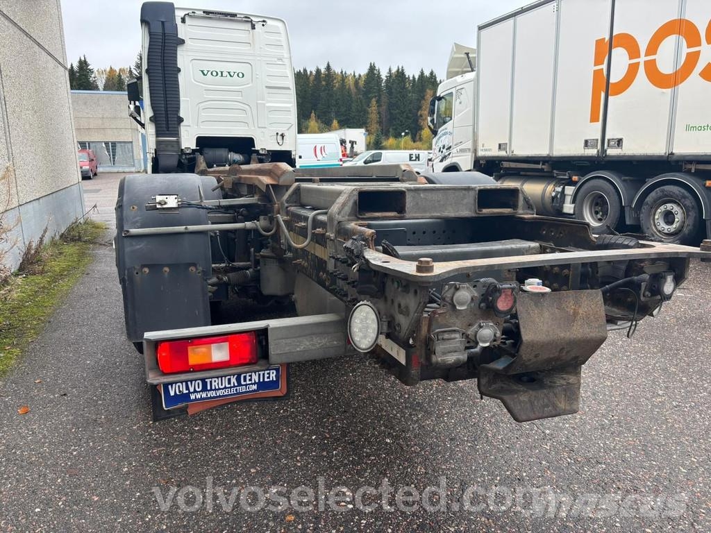 Volvo FH 460 8x2 konttiauto 2019 Containertrucks met kabelsysteem