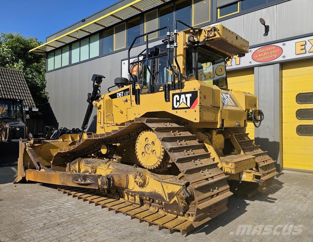 CAT D6T LGP ** Top condition! ** بلدوزرات مجنزرة