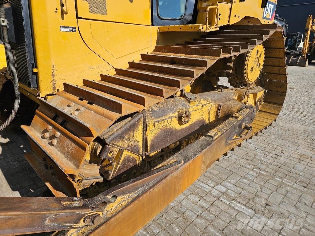 CAT D6T LGP ** Top condition! ** Pásové dozéry