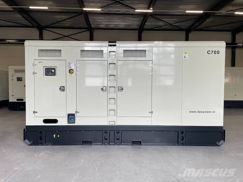 Cummins KTAA19-G6A - 700 kVA Generator - DPX-19848 Diesel Generators