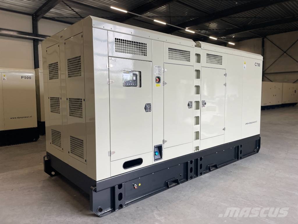 Cummins KTAA19-G6A - 700 kVA Generator - DPX-19848 Diesel Generators