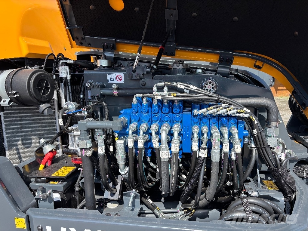 Hyundai HX85A 中型挖土機/掘鑿機/挖掘機 7t-12t