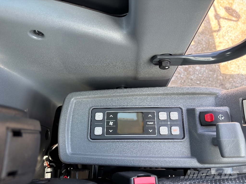 Hyundai HX85A 中型挖土機/掘鑿機/挖掘機 7t-12t