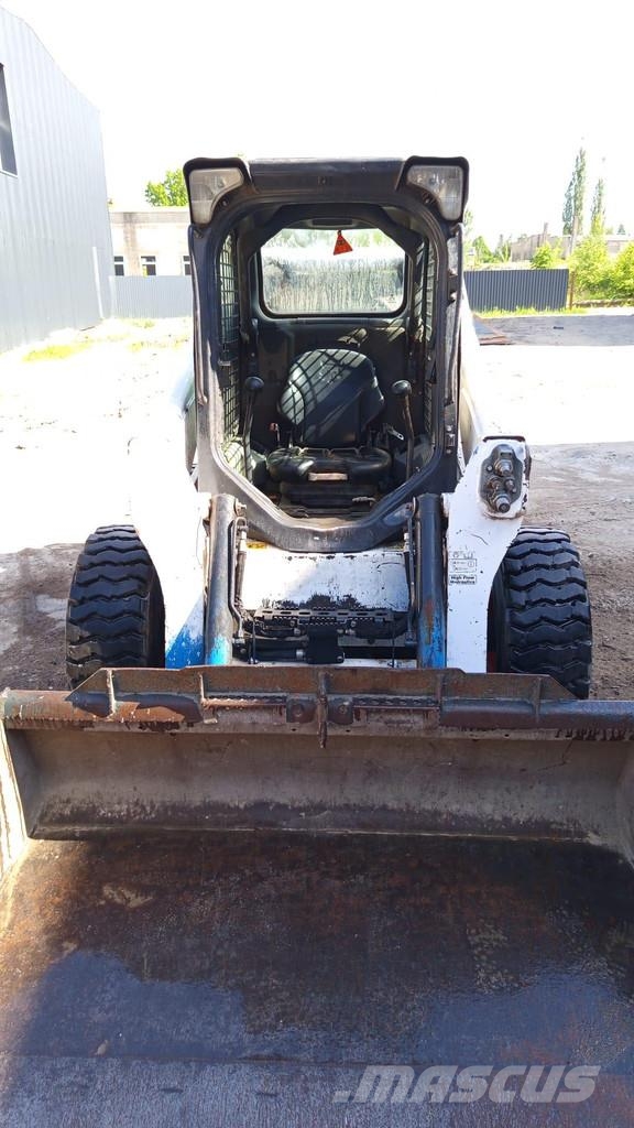 Bobcat S650 لوادر بعجل