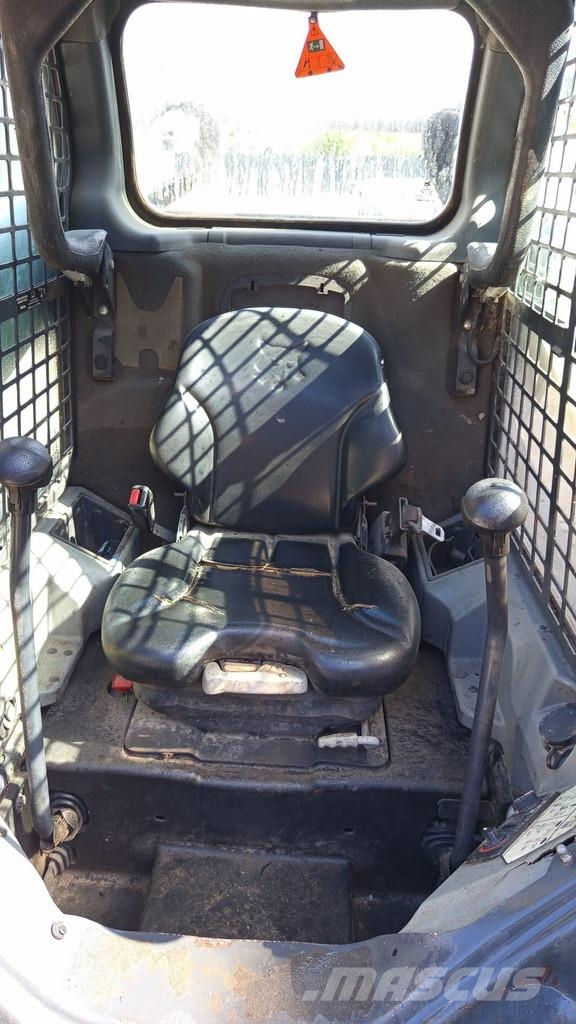 Bobcat S650 لوادر بعجل